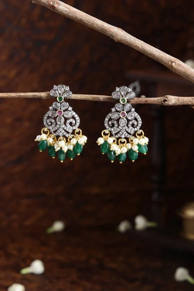 Victorian AD Centre Flower Earring - Dark Green